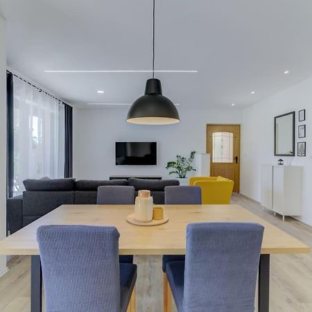 Apartament Nv Sun 23 By Aneo Travel Novi Vinodolski Zewnętrze zdjęcie