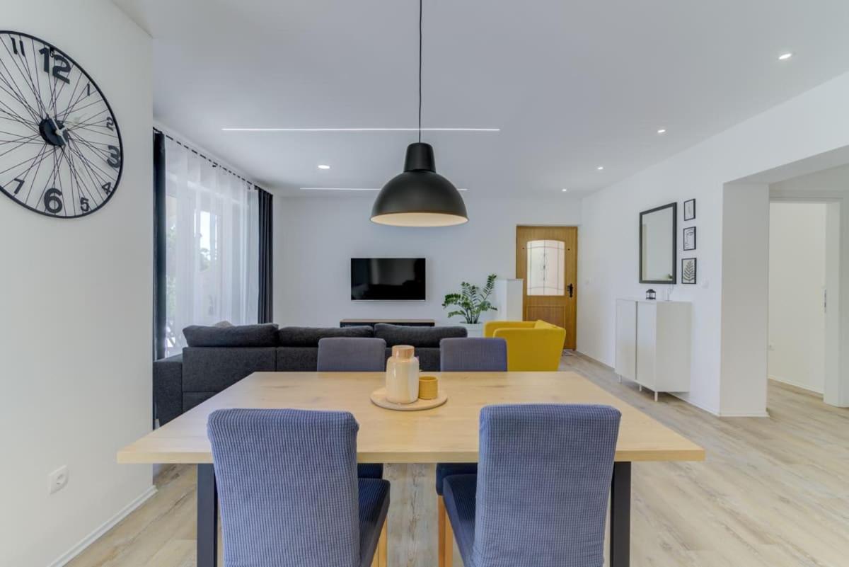 Apartament Nv Sun 23 By Aneo Travel Novi Vinodolski Zewnętrze zdjęcie