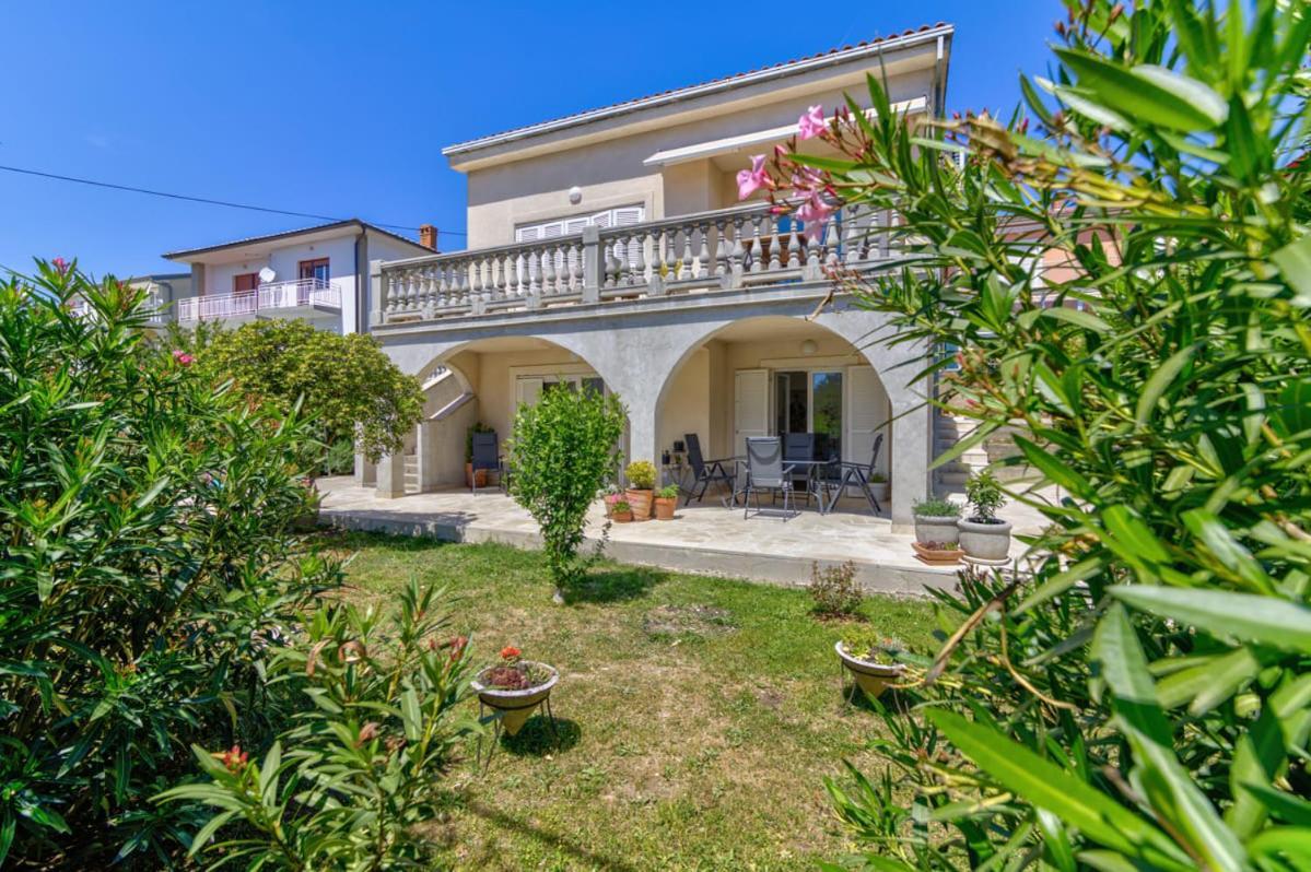 Apartament Nv Sun 23 By Aneo Travel Novi Vinodolski Zewnętrze zdjęcie