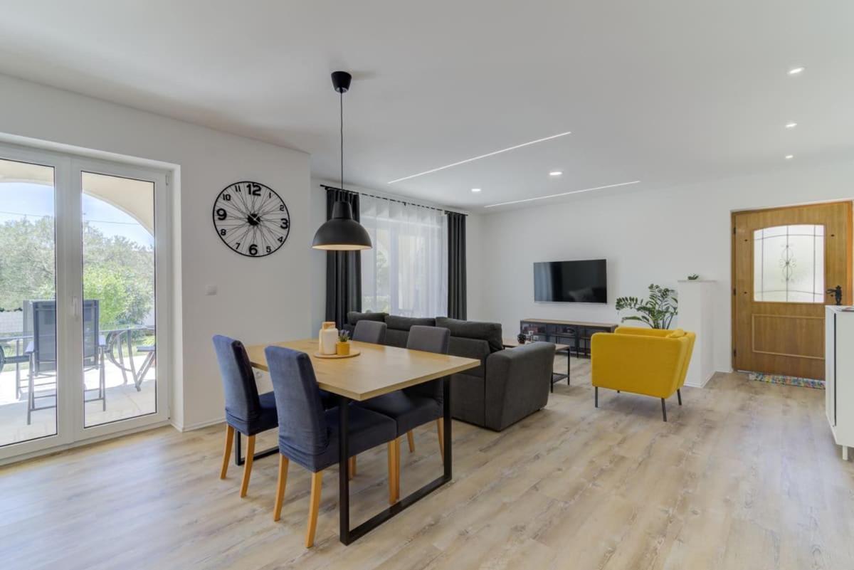 Apartament Nv Sun 23 By Aneo Travel Novi Vinodolski Zewnętrze zdjęcie